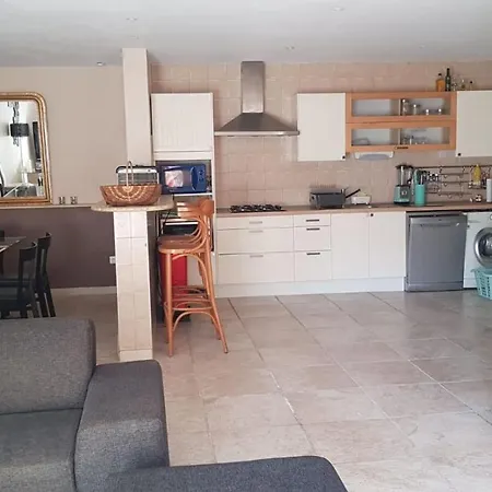 Charmante Maison Du Gecko Comps (Gard)
